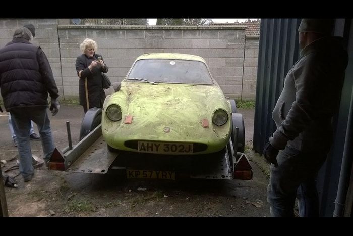 Abarth Simca 1300 Longnose Restoration - Photographs by: AMPaquete